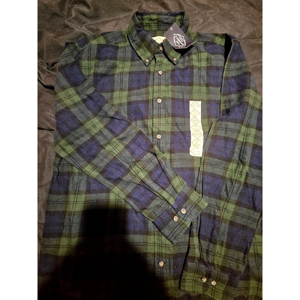 St John’s Bay Men’s L Flannel Shirt Blackwatch Plaid Soft Casual Button NWT